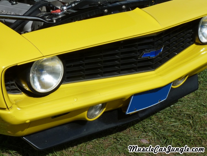 1969 Yellow Camaro Grill