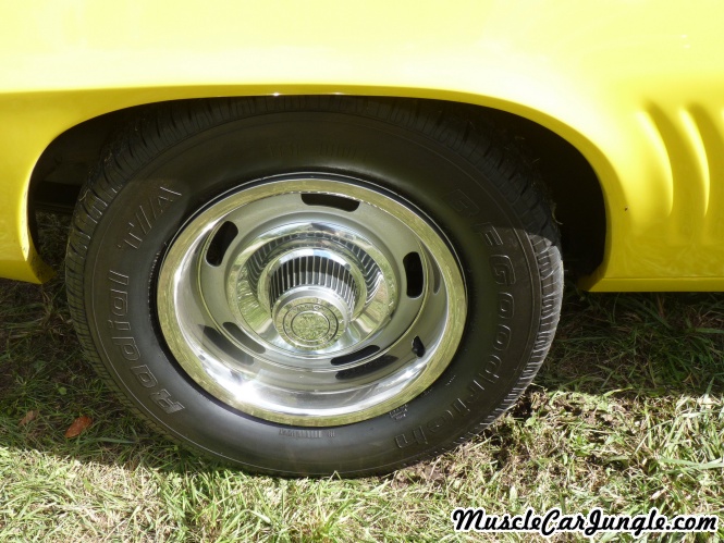 1969 Yellow Camaro Wheel
