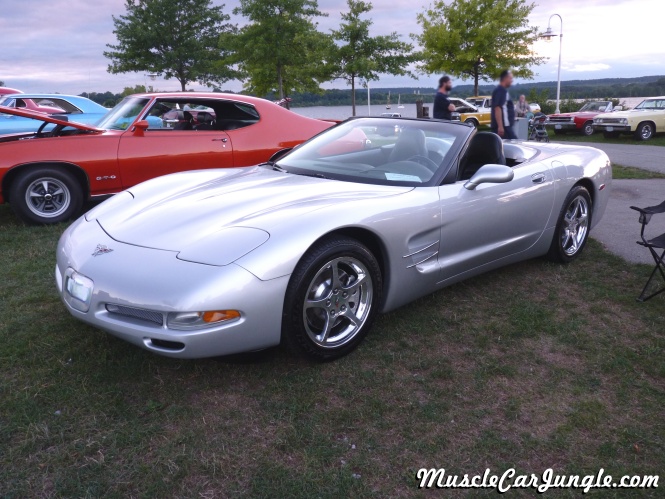 2003 Vette Convertible Front Left