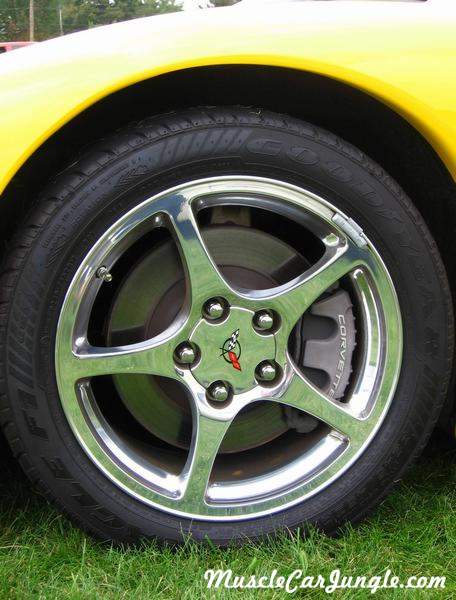 C5 2003 Vette Wheel