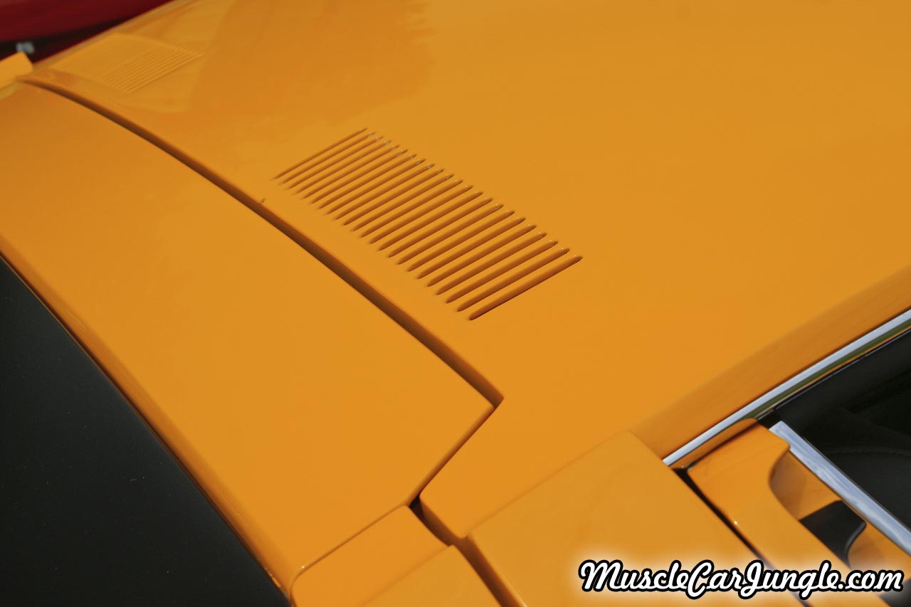 1971 Miura SV Roof Vent