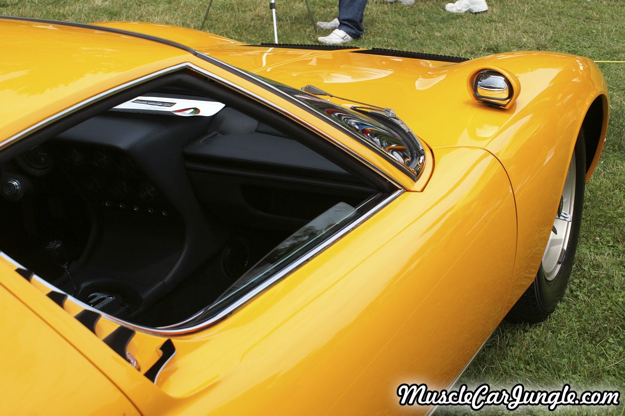 1971 Miura SV Side Angle